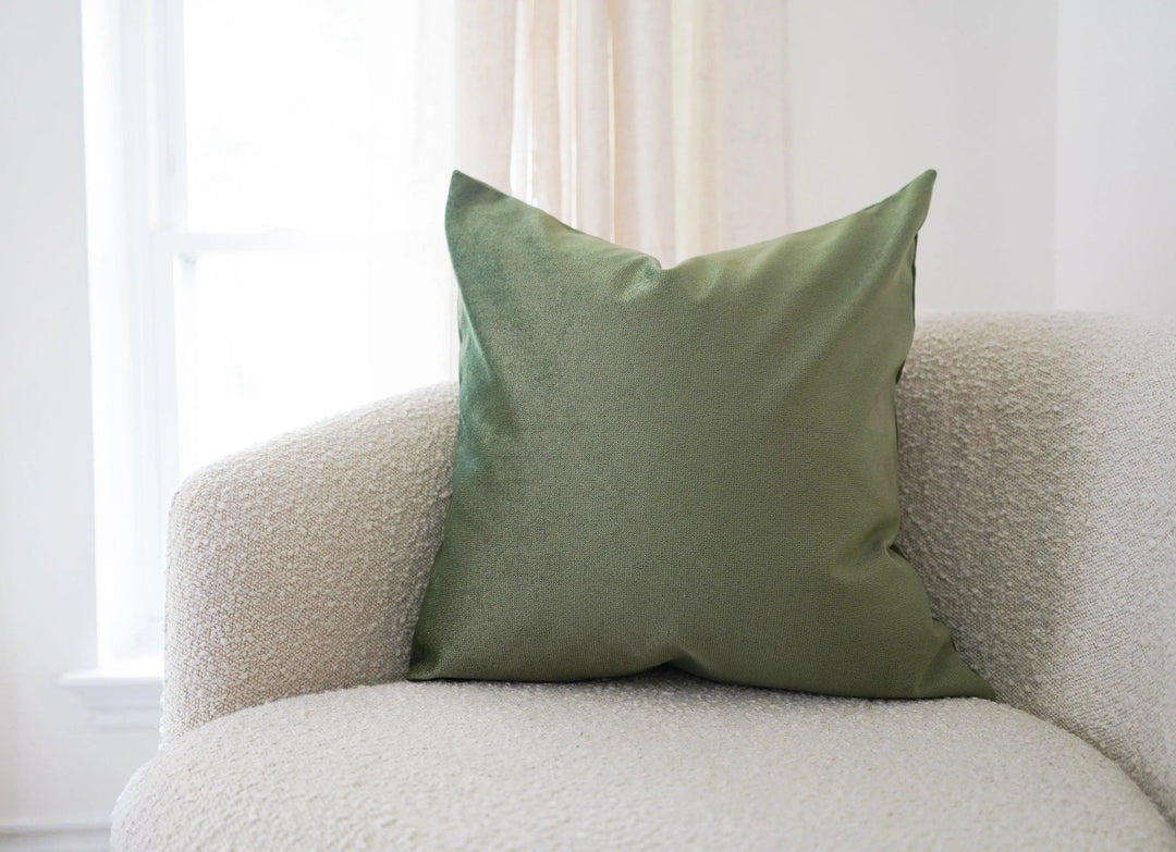 velvet pillow, velvet pillow cover, pillow cover, cushion cover, pillow, covers, pillows, velvet pillows, sage green, teal, blue, pink, blush, green, sage, coffee, brown, orange, red, rust, water repellant, calla, calla home, home decor, home, interiors, home dear near me, instock pillows, calla collective, calla collective home, online home decor